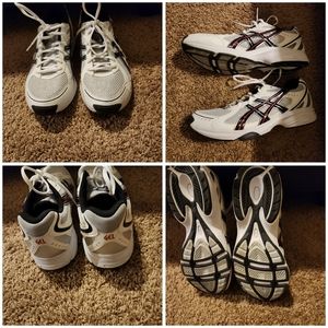 Asics Gel men shoe size 12 Style# S309N (4E) white black red silver